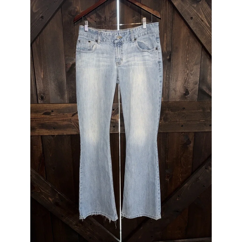 BKE Jake Jeans Mens 31x33 Light Wash Blue Straight Stretch Denim Casual Boot Cut